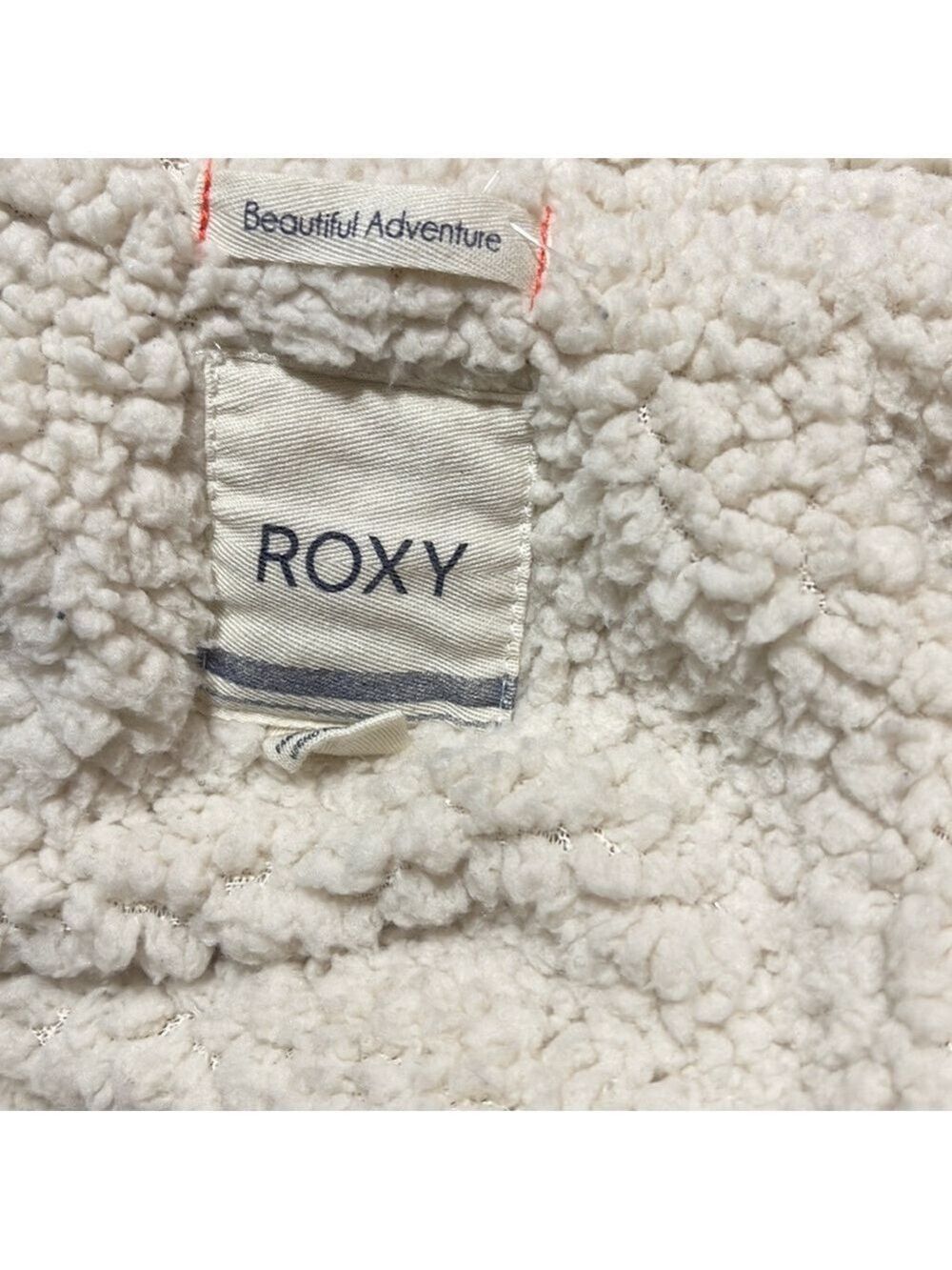 Beautiful Roxy Jacket Size L 🥰🥰 - Picture 4 of 5